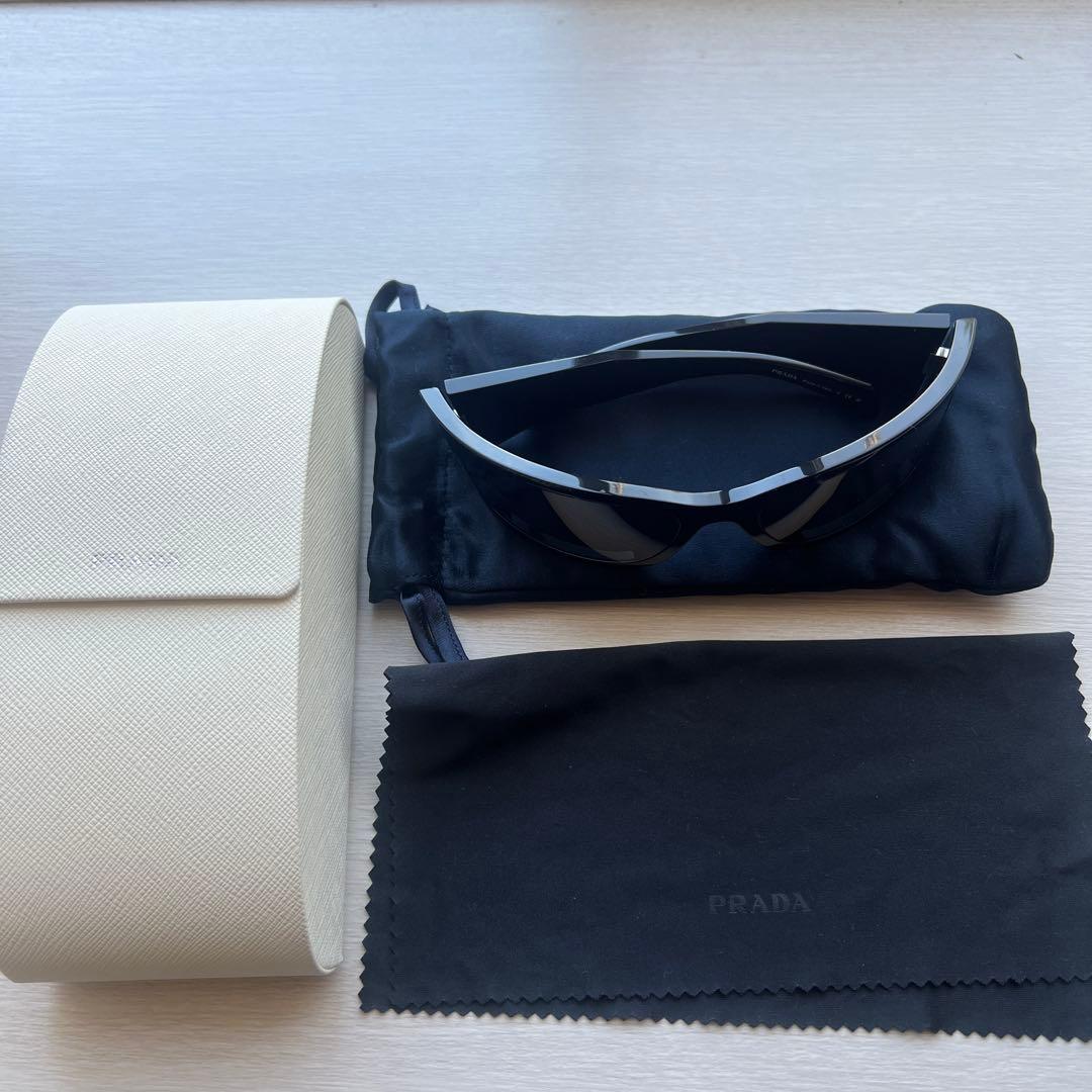 PRADA サイドロゴ サングラス ブラック