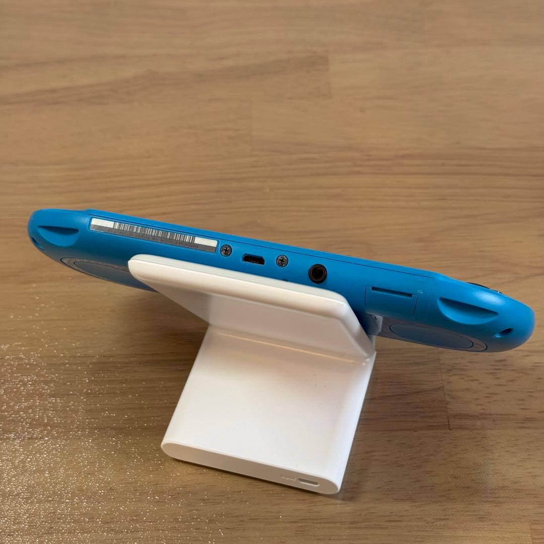 7-097【美品】PSVITA PCH-2000 アクアブルー