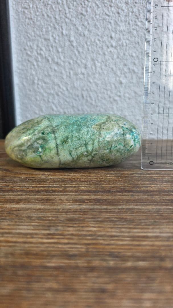 糸魚川 翡翠 ヒスイ 鑑賞石