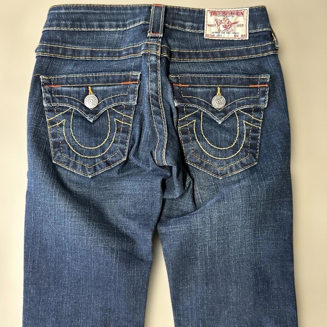 美品 トゥルーレリジョン JOEY フレア ブーツカット 太スティッチ W23