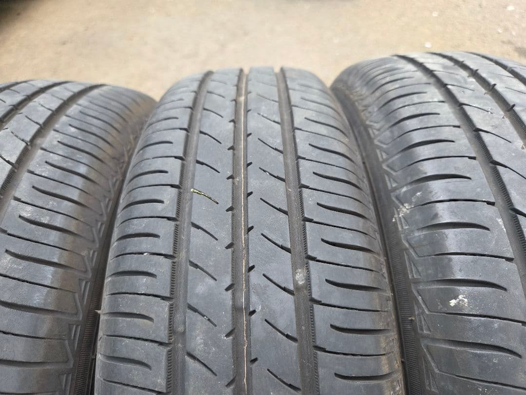 155/70R13×4本バリ山！TOYOナノエナジー3低燃費！人気タイヤ！