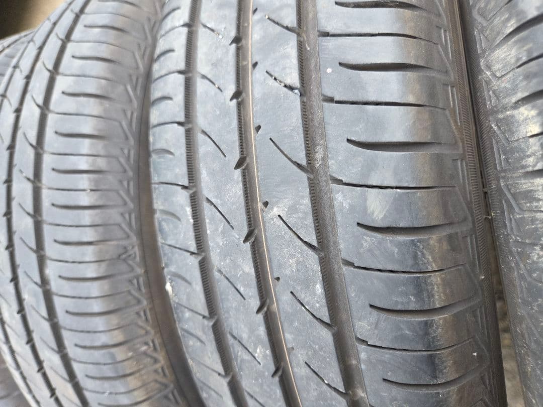 155/70R13×4本バリ山！TOYOナノエナジー3低燃費！人気タイヤ！