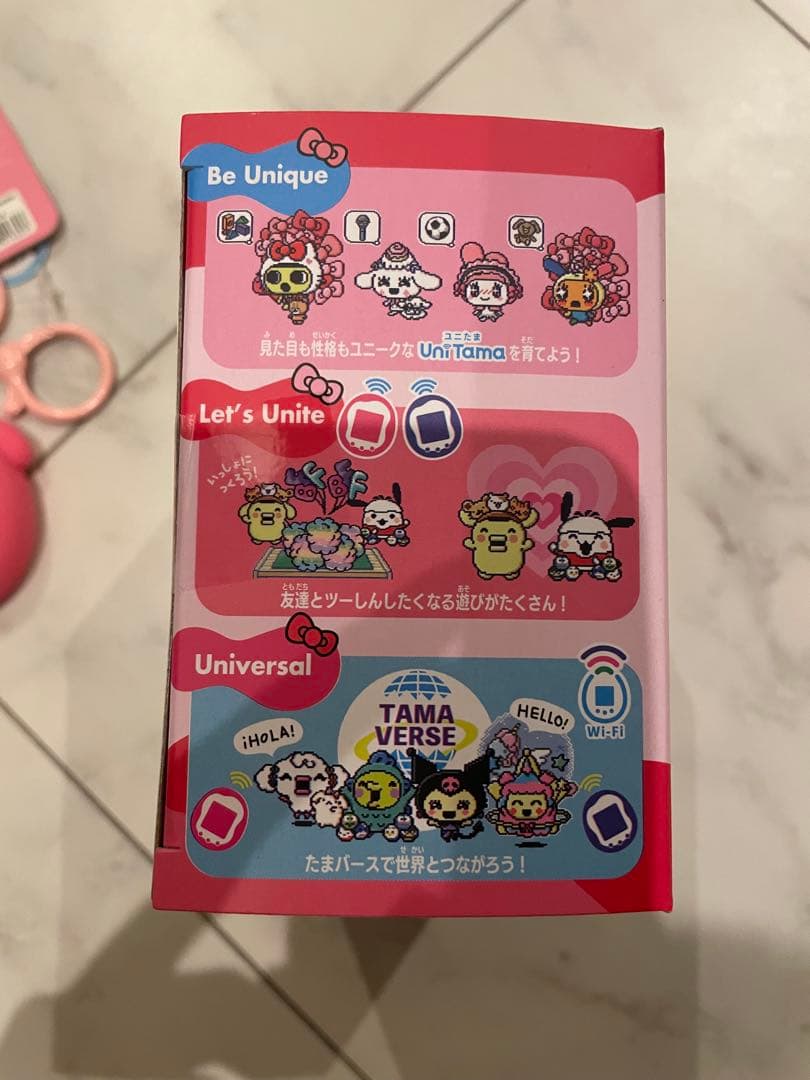 Tamagotchi Uni サンリオ ハローキティ⭐︎新品未使用　おまけ付き