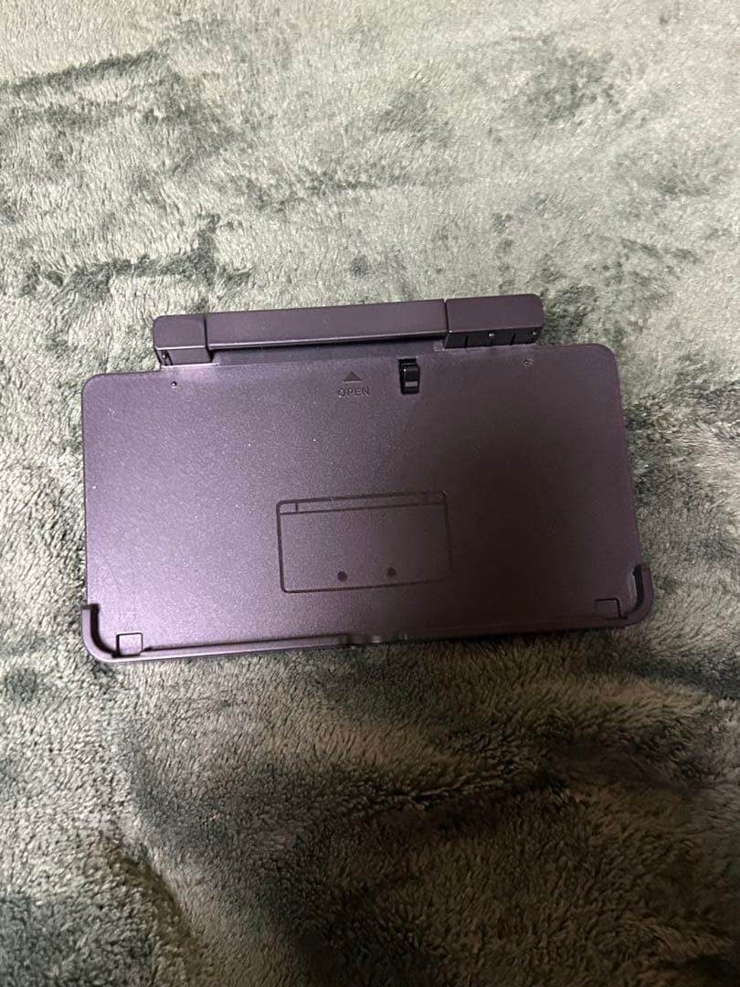 ニンテンドー3DSゲームソフト5個タッチペン、充電器、ARカード付き6枚ケース付