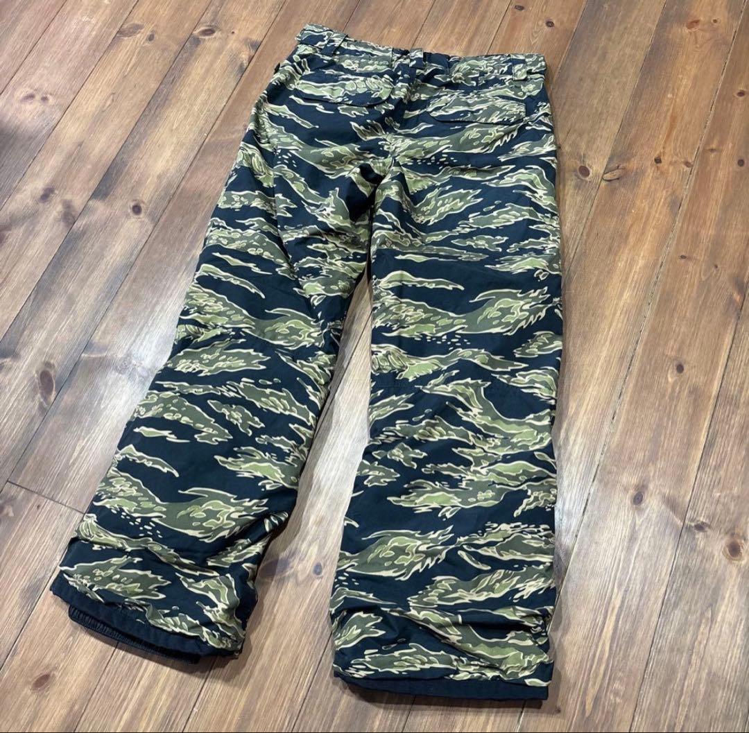 キッズ　BURTON バートン　スノーボードパンツ カモフラ柄　サイズL