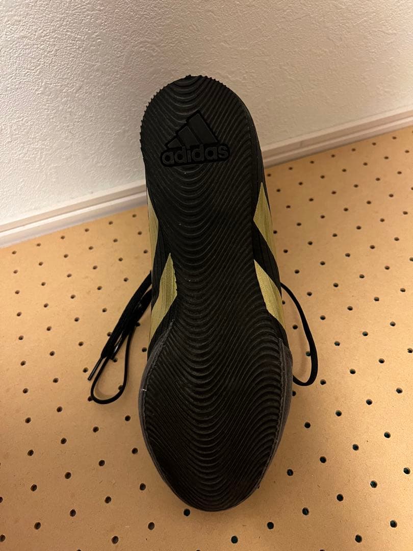 【最終値下げ】adidas ボクシングシューズ ブラック/ゴールド