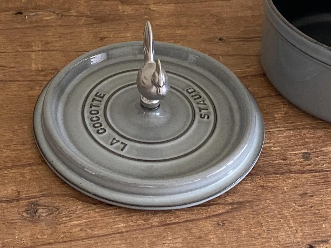 STAUB 18cm 両手鍋 アニマルノブ チキン グレー