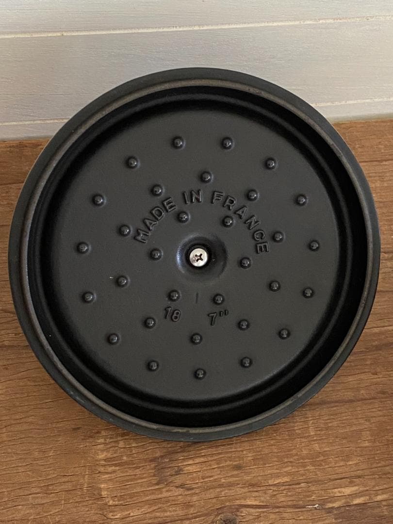 STAUB 18cm 両手鍋 アニマルノブ チキン グレー