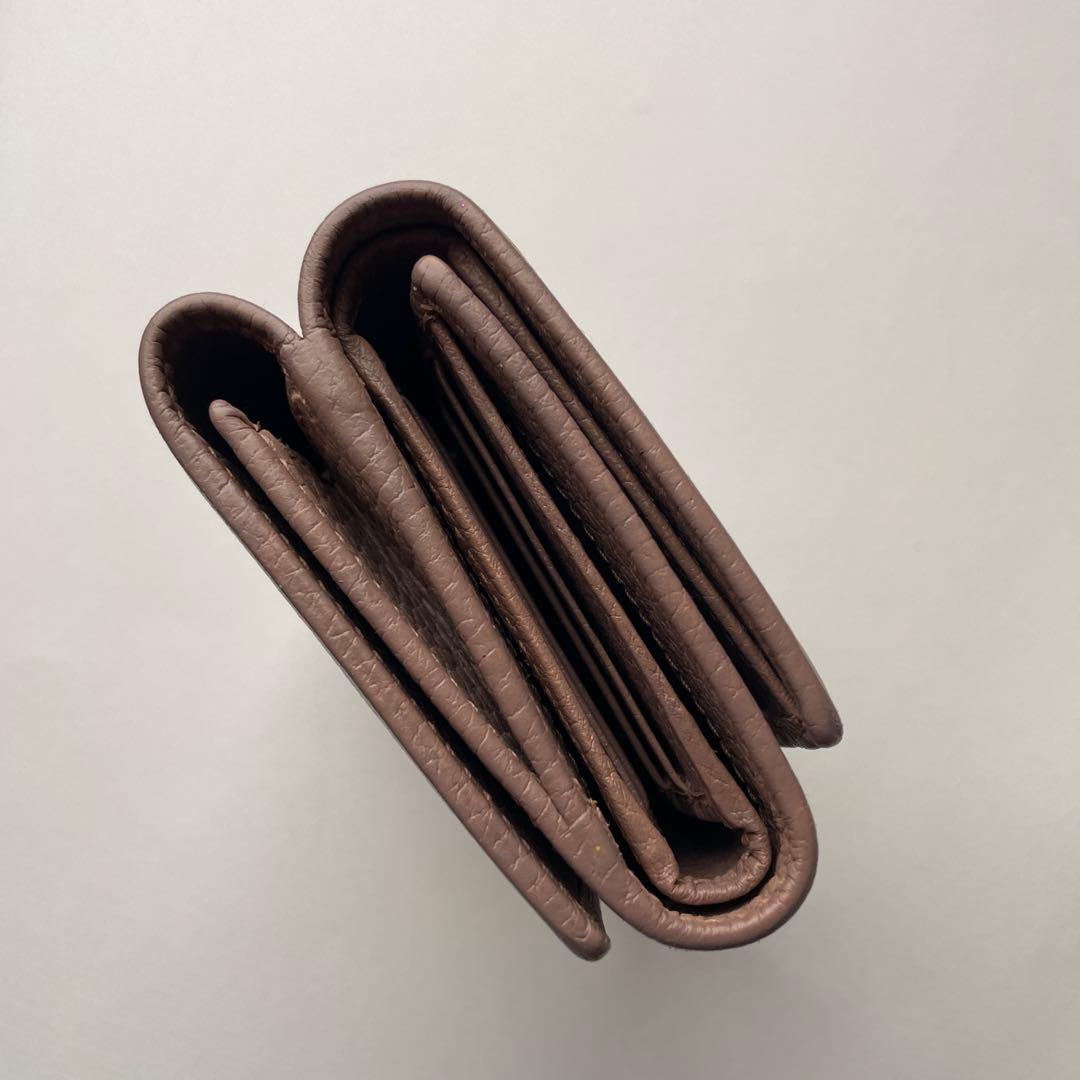 か*な様 GUCCI ピンクベージュ レザー三つ折り財布 GGマーモント　ダブル