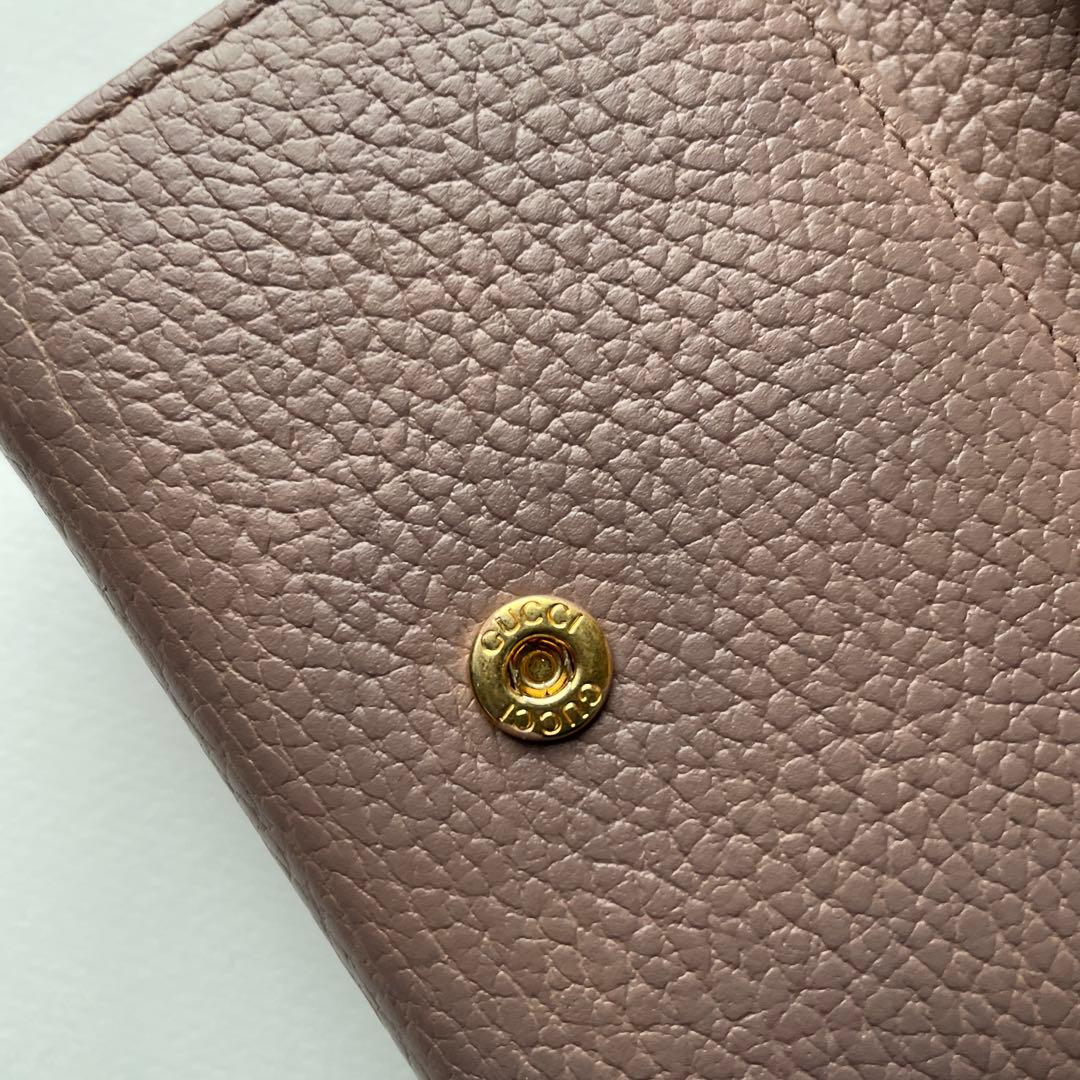 か*な様 GUCCI ピンクベージュ レザー三つ折り財布 GGマーモント　ダブル