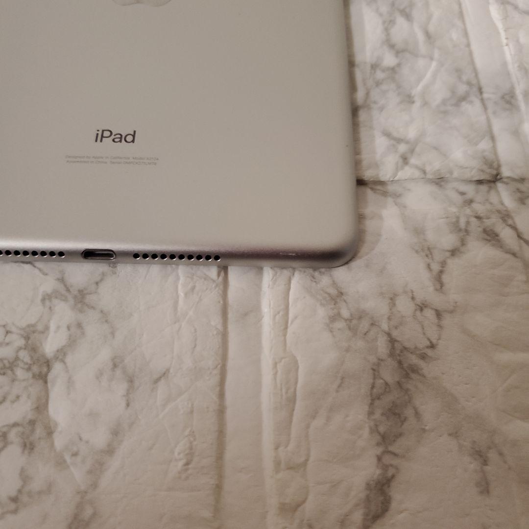 158 iPad mini5 5世代 64GB SIMフリー シルバー