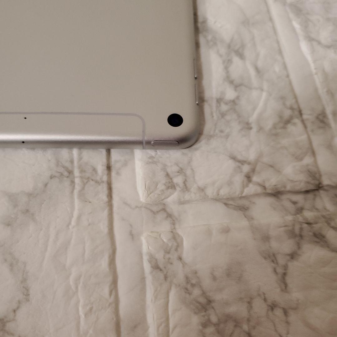 158 iPad mini5 5世代 64GB SIMフリー シルバー