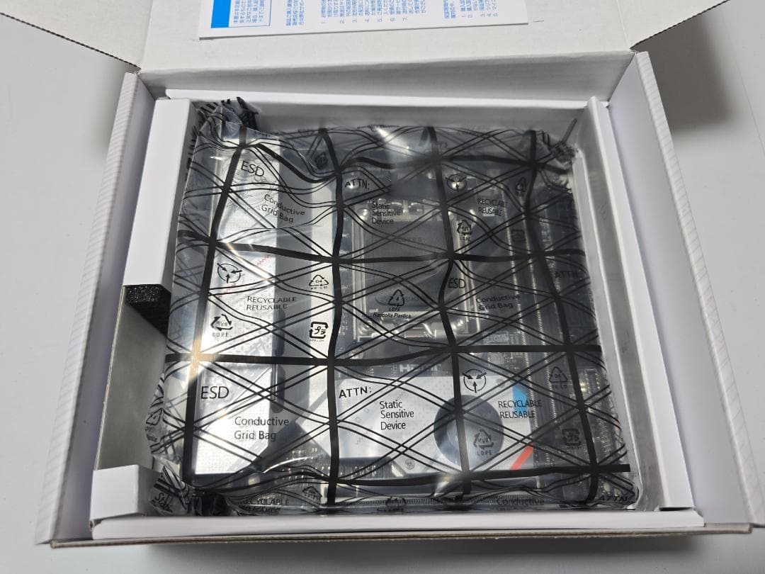 未使用品　MSI B650I EDGE WIFI