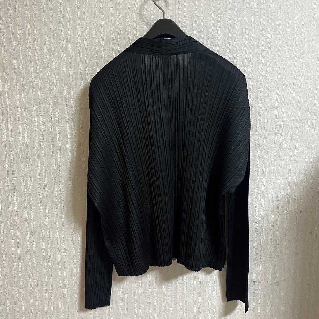 PLEATSPLEASE イッセイミヤケ ジップ式カーディガン　長袖　3