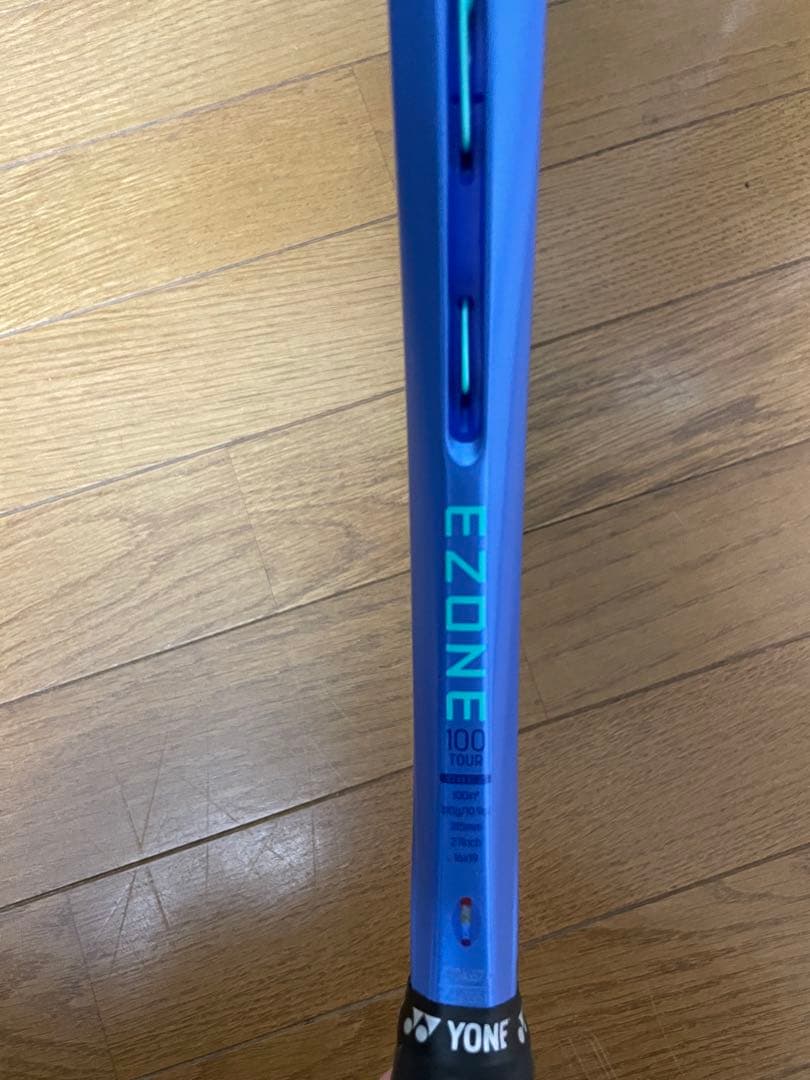 YONEX EZONE 100 tuor G2 グロメット　ガット 新品交換済み