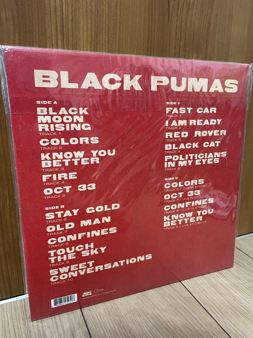 Black pumas レコード