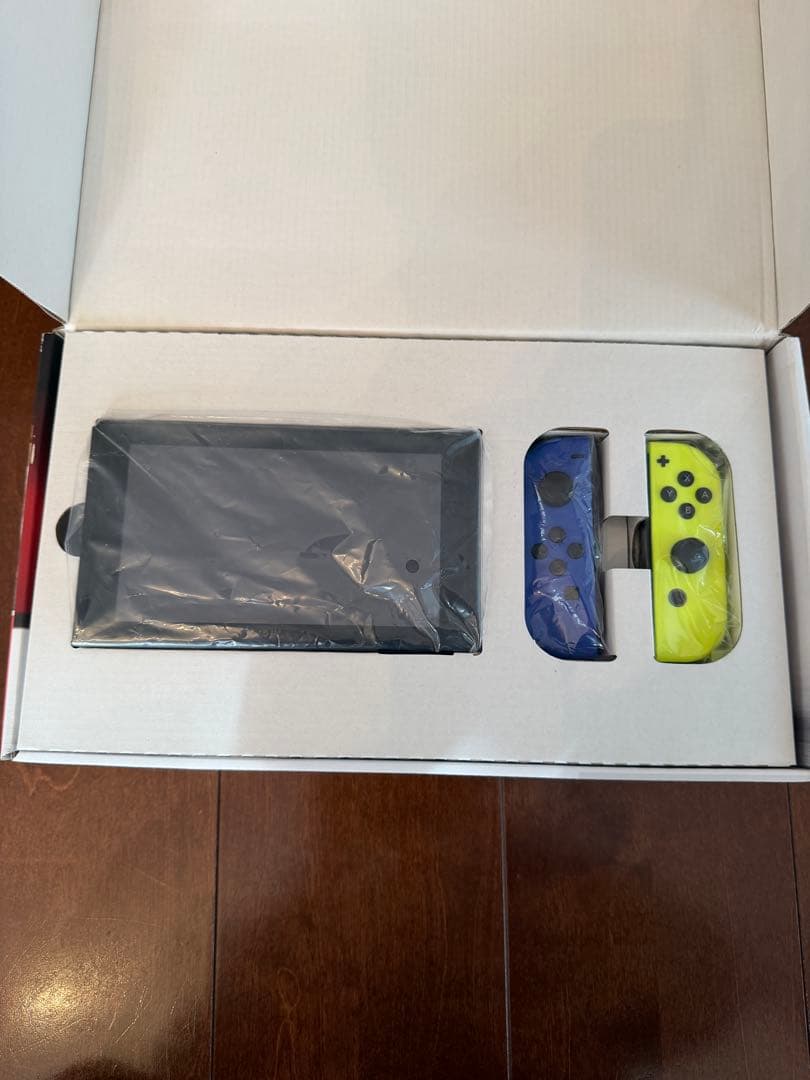 【専用】【箱・SDカード付】Nintendo Switch 本体 スイッチ