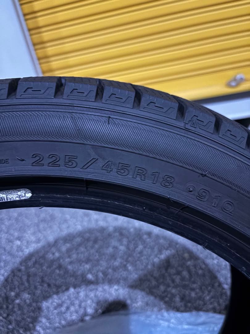 WINTER MAXX 03 225/45R18 スタッドレスタイヤ