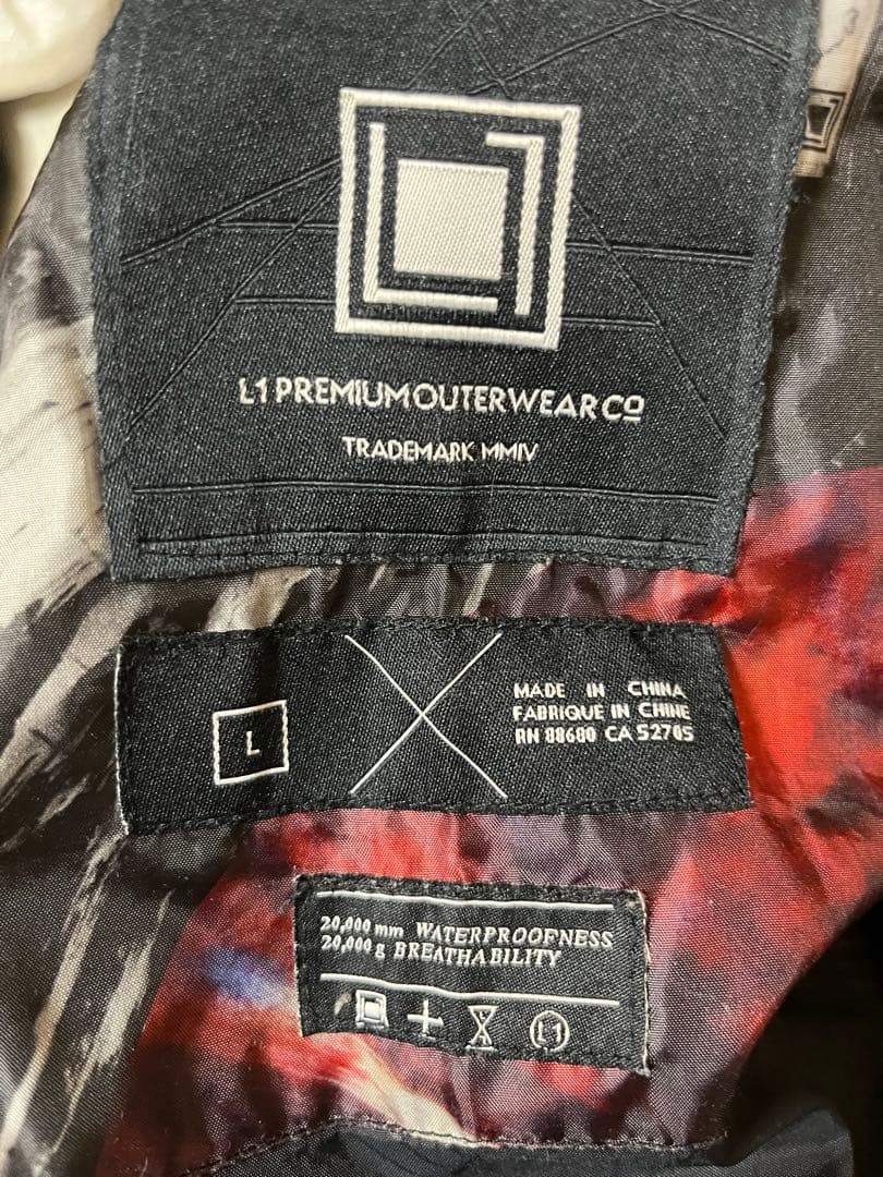 値下げ歓迎！L1 premium goods スノボーウェア上下セット