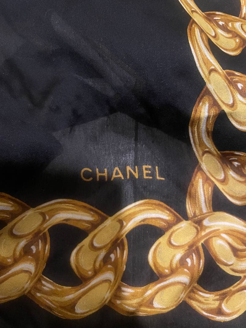 CHANEL シルクスカーフ フラワー・ロゴ