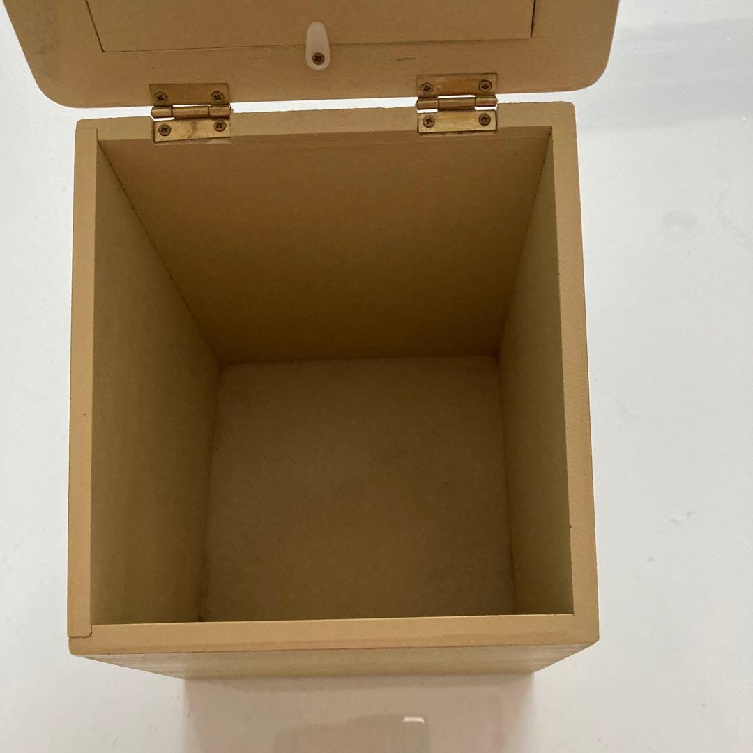 お値下げしましたマニーステンシルローズ木製小物入れ
