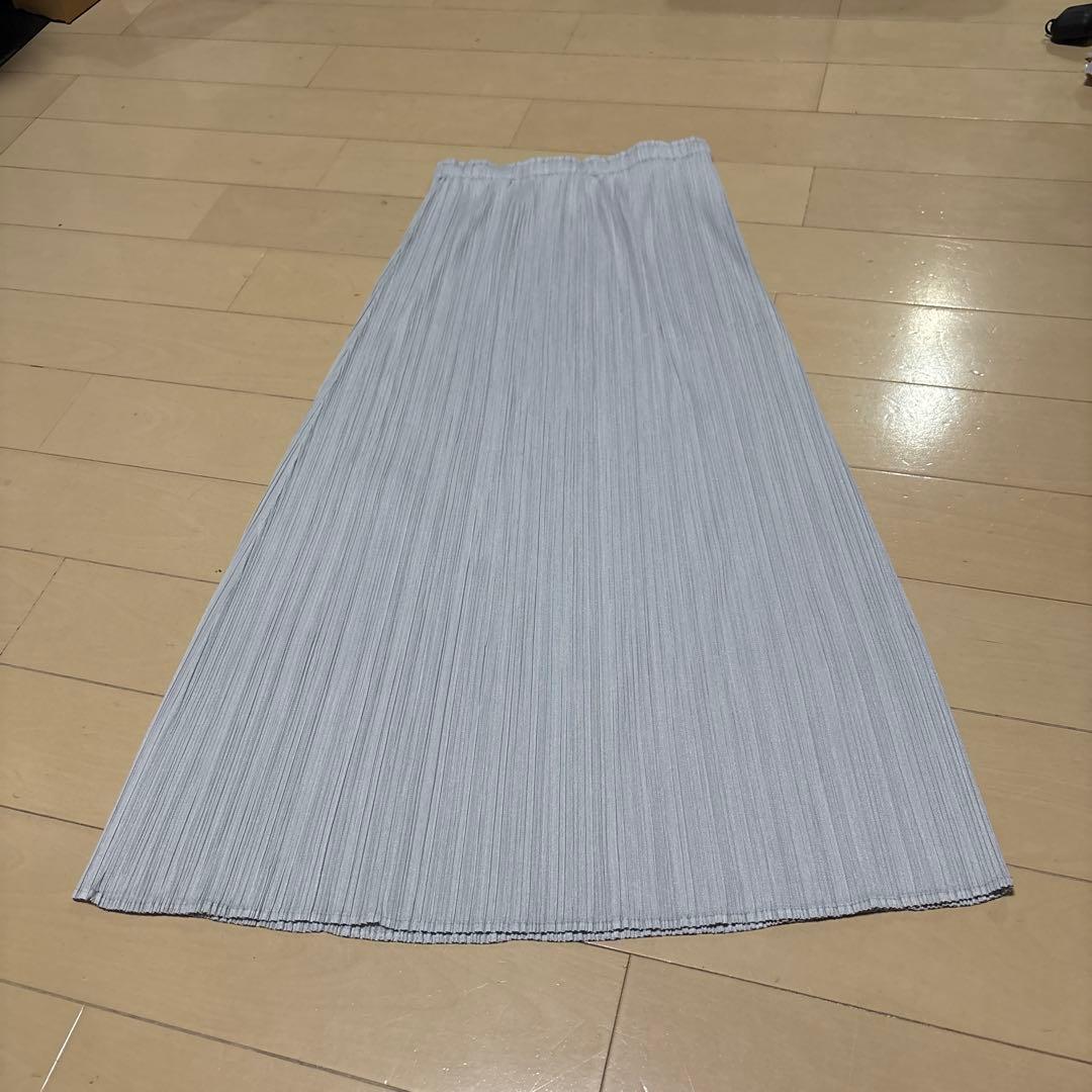 【PLEATS PLEASE】イッセイミヤケ　プリーツスカート　ライトグレー　M