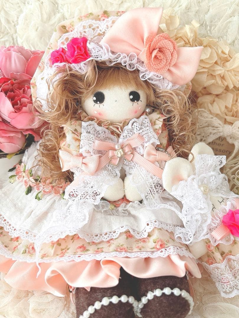 カントリードール♡ハンドメイド♡お人形♡サーモンピンク小花柄♡