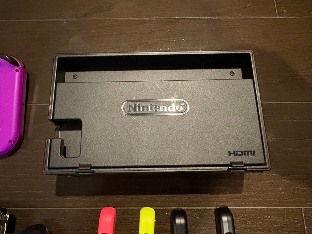 Nintendo Switch 本体 Joy-Con 付属品付き