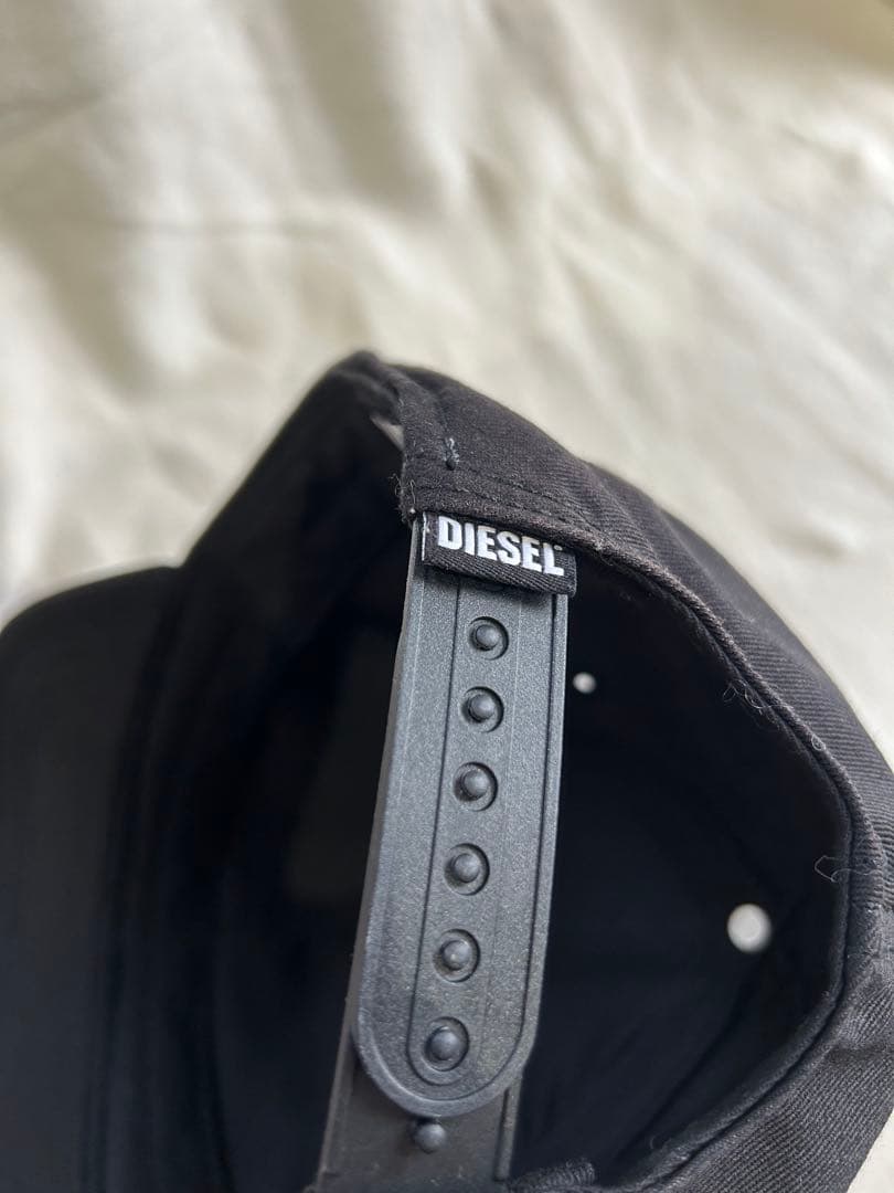 DIESEL ブラック ベースボールキャップ