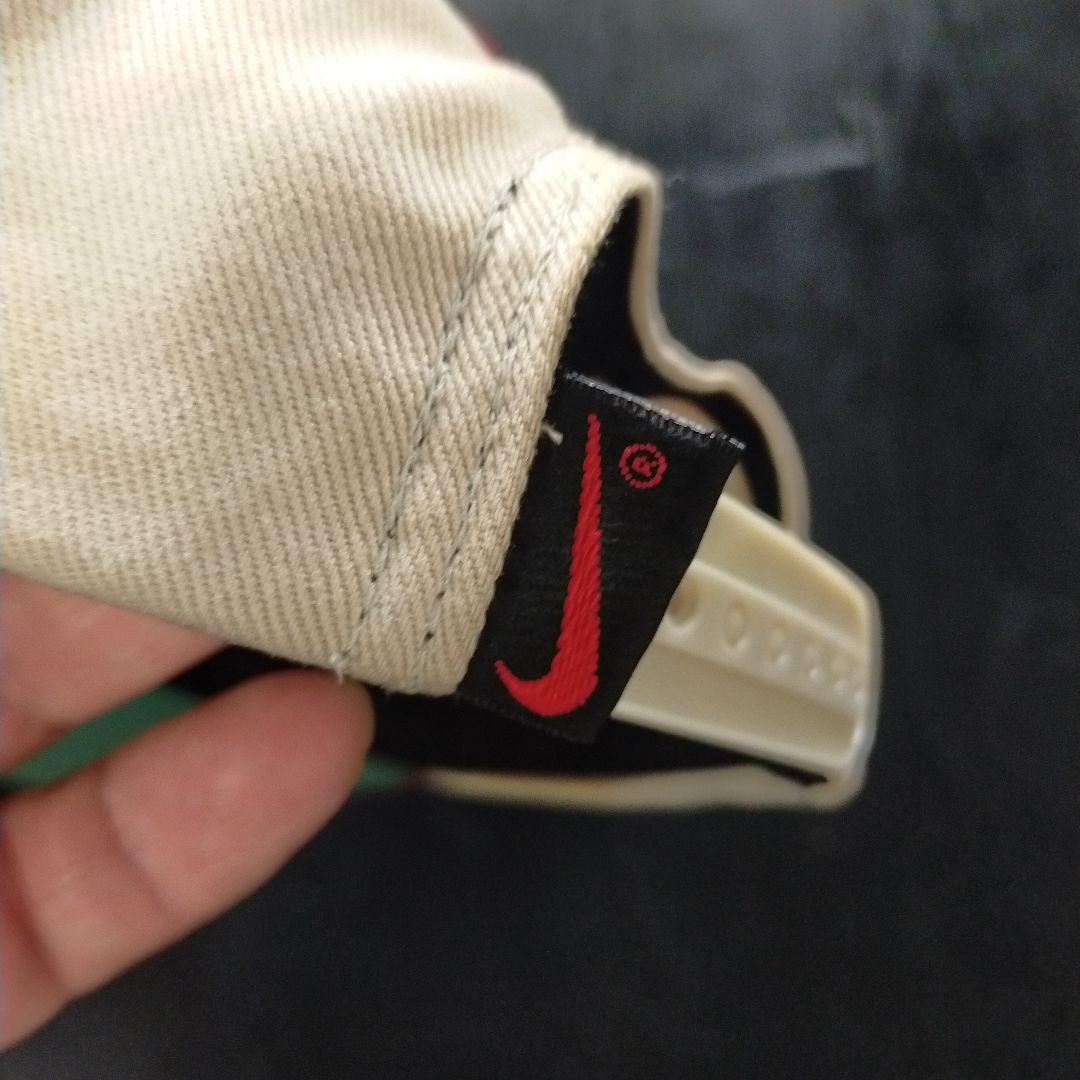 Nike ベースボールキャップ ベージュ/赤　ナイキ　９０s ヴィンテージ