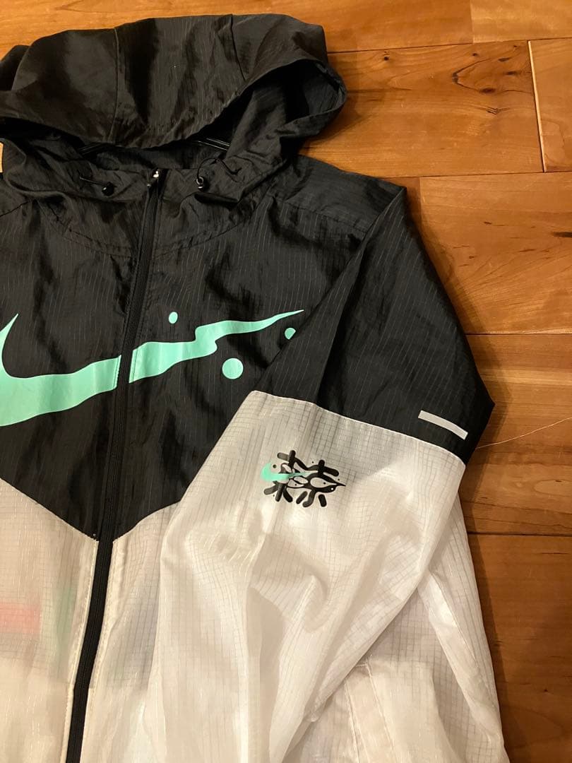 レア　NIKE ナイキ　東京 ウィンドランナージャケット