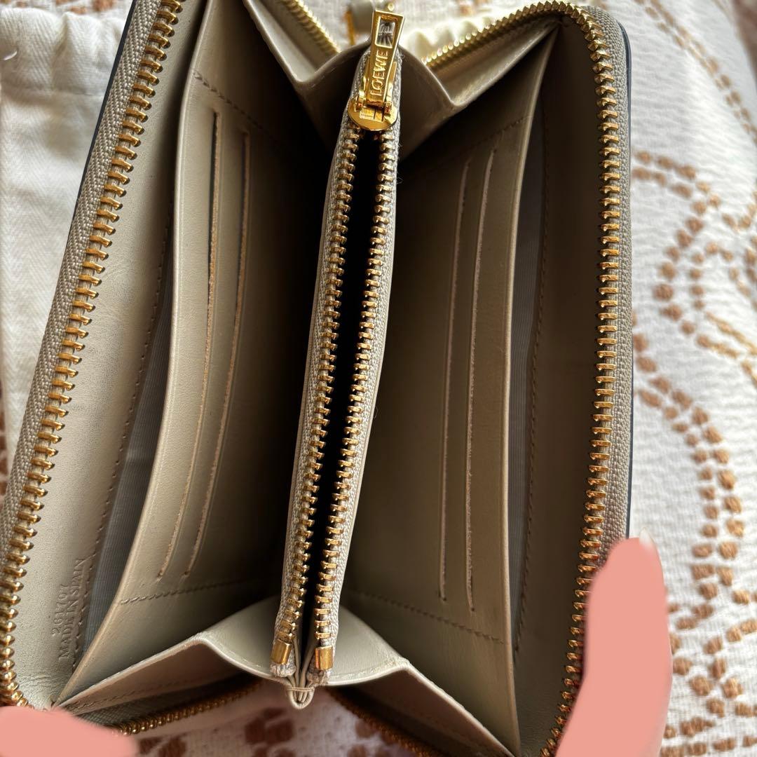 LOEWE ロエベ 二つ折り財布 レザー レディース