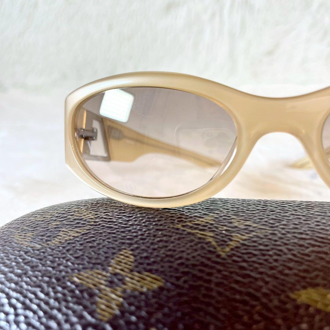 美品　miu miu　サングラス　SMU02D　ブラウンレンズ　ベージュフレーム