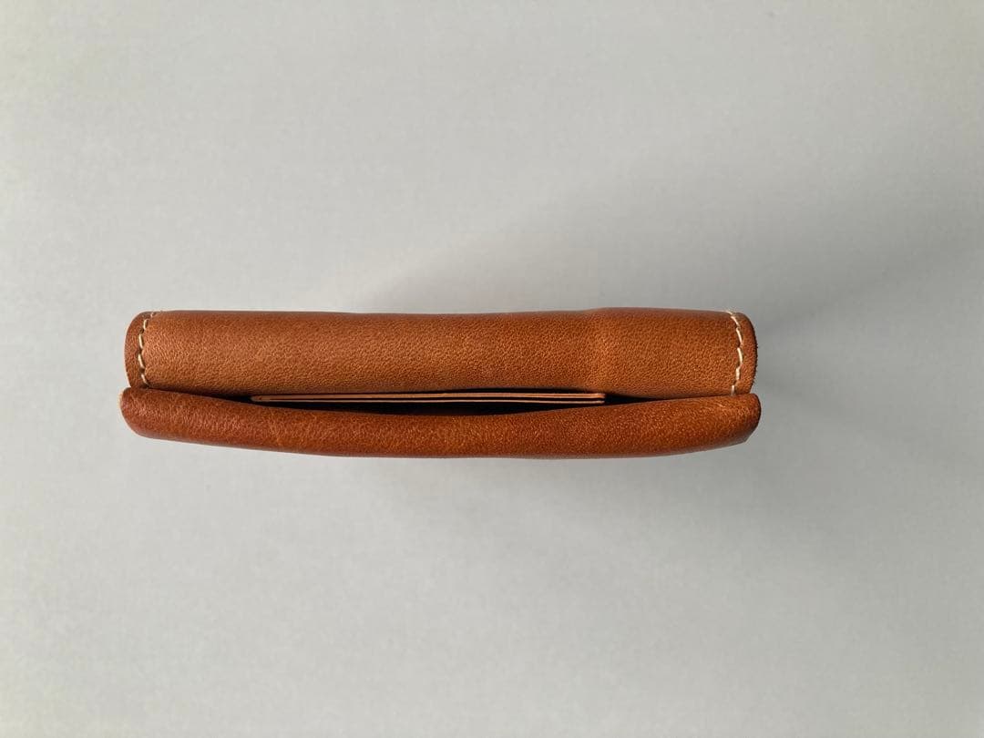 【美品】IL BISONTE レザー 二つ折り財布