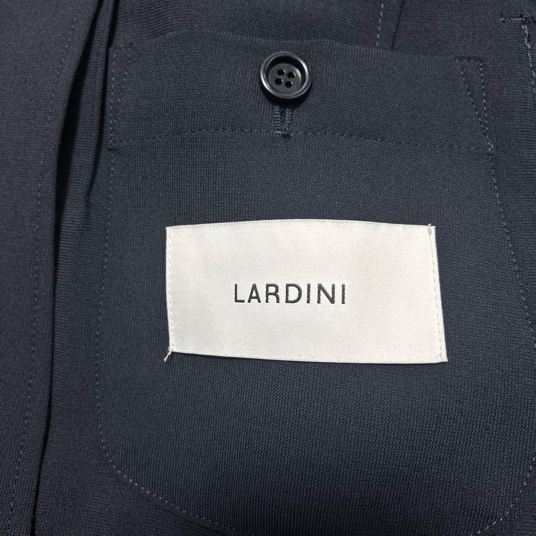 LARDINI〈ラルディーニ〉MEN'Sセットアップ　スーツ