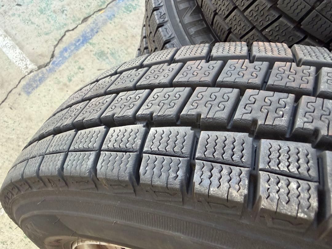 【ダイナ1.5tホイル付き前後6本セット】145/80R13 175/75R15