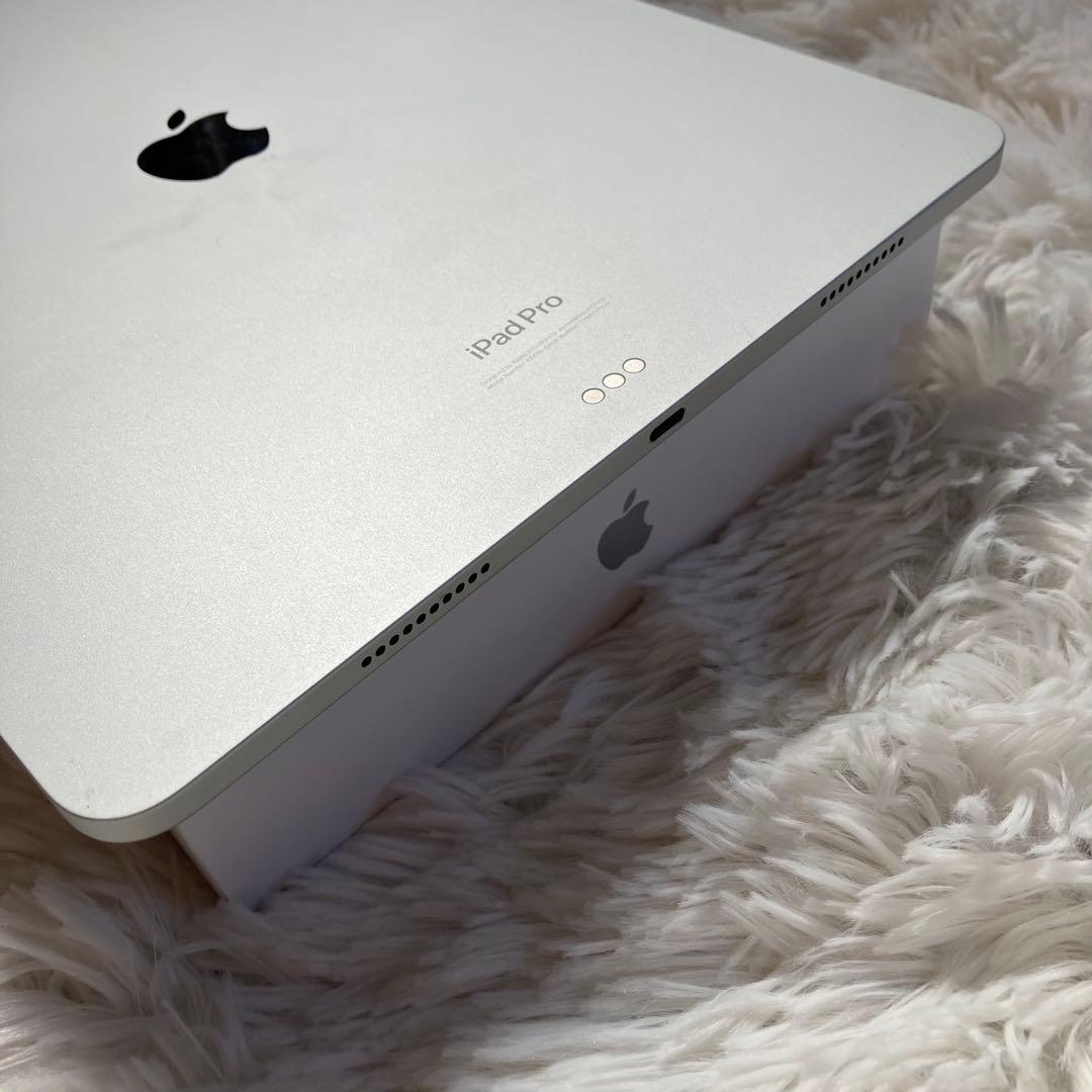【2/25販売終了】iPad Pro 12.9第6世代 128GB 【すぐ発送】
