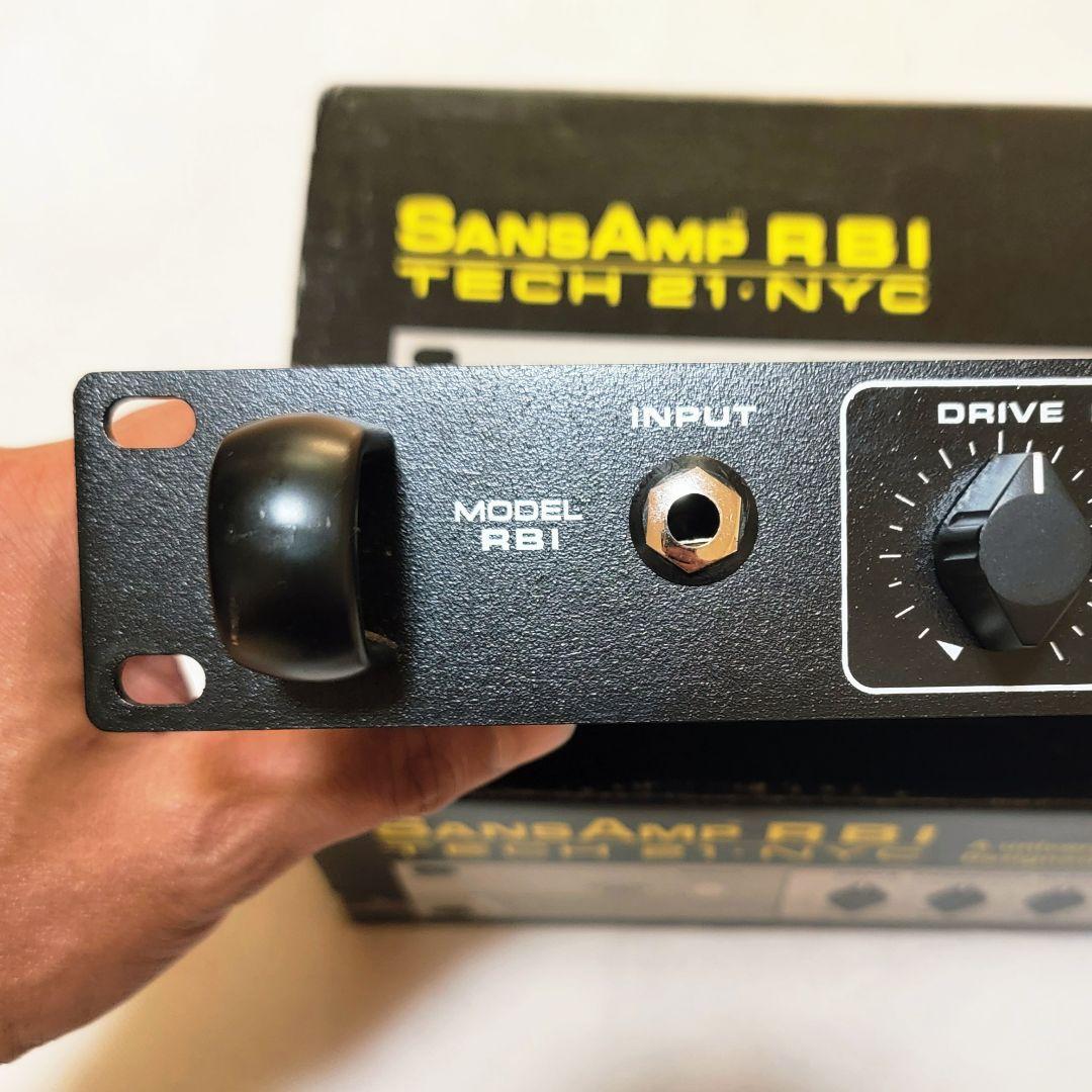 Tech21 SansAmp RBI ベースプリアンプ