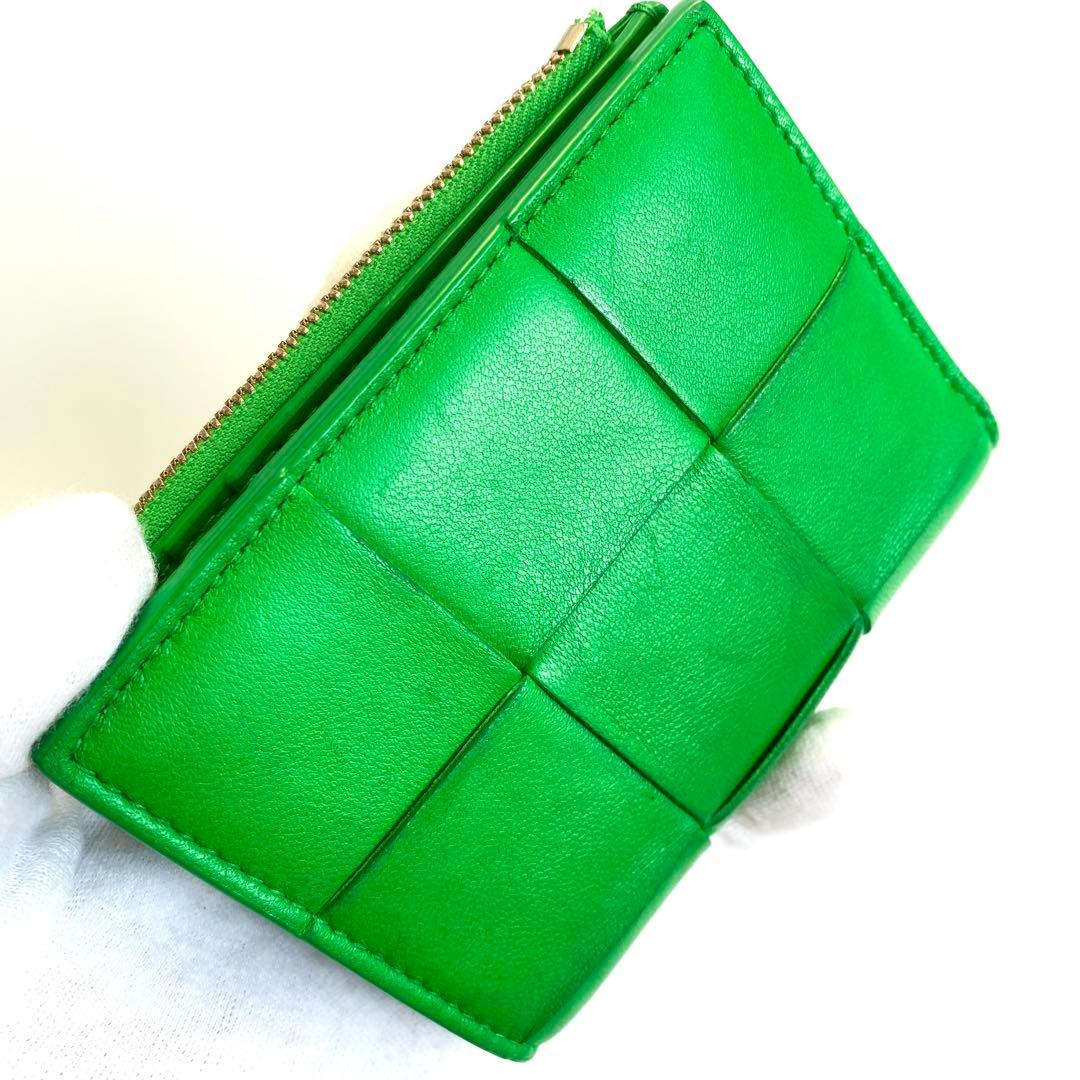 ボッテガヴェネタ 折り財布 カセット イントレチャート現行 グリーン