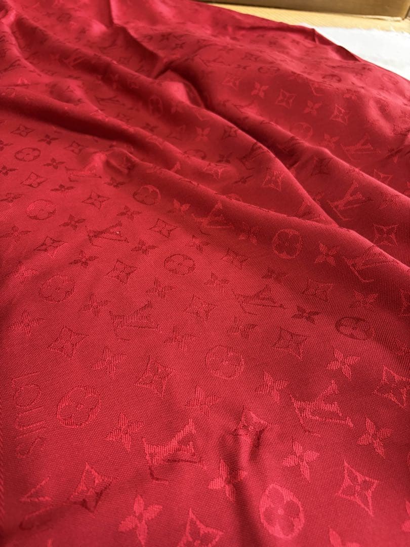 LOUIS VUITTON モノグラム ショール ストール（レッド）