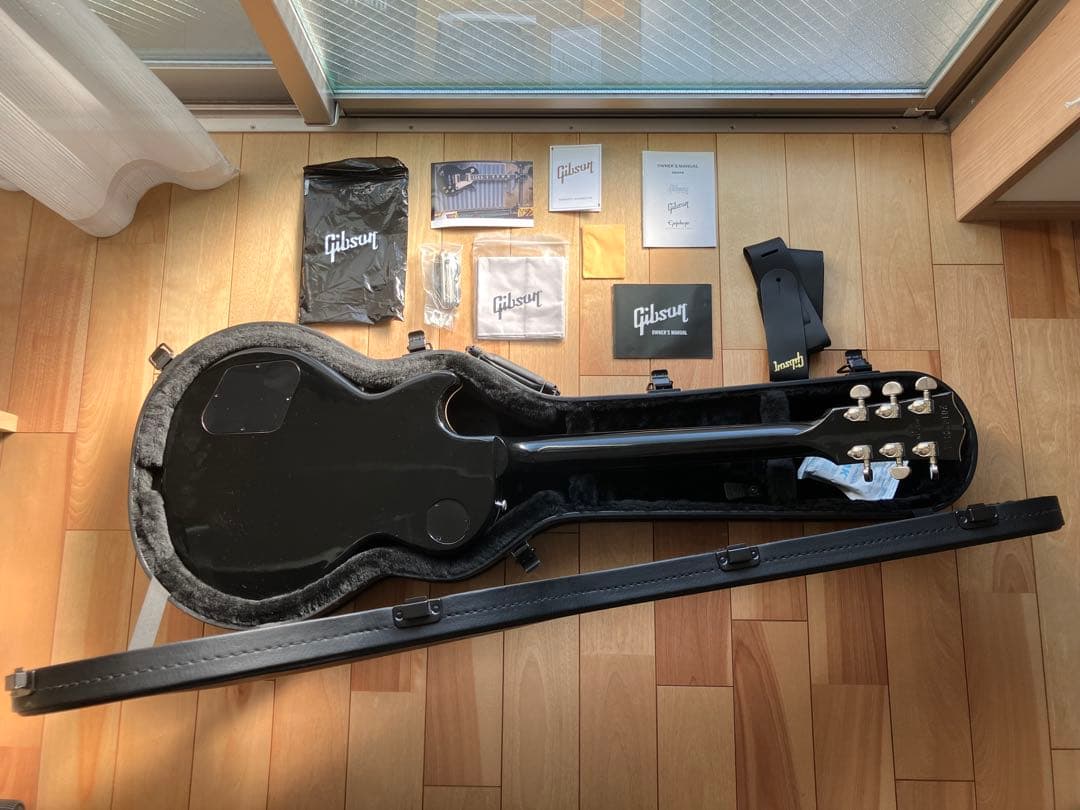 ギター Gibson Les Paul Classic EB 2022