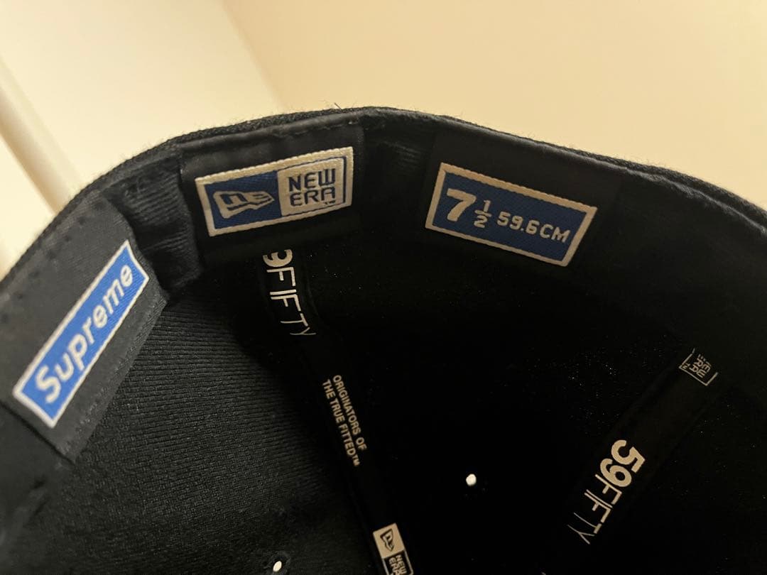 Supreme ブラック キャップ World Famous