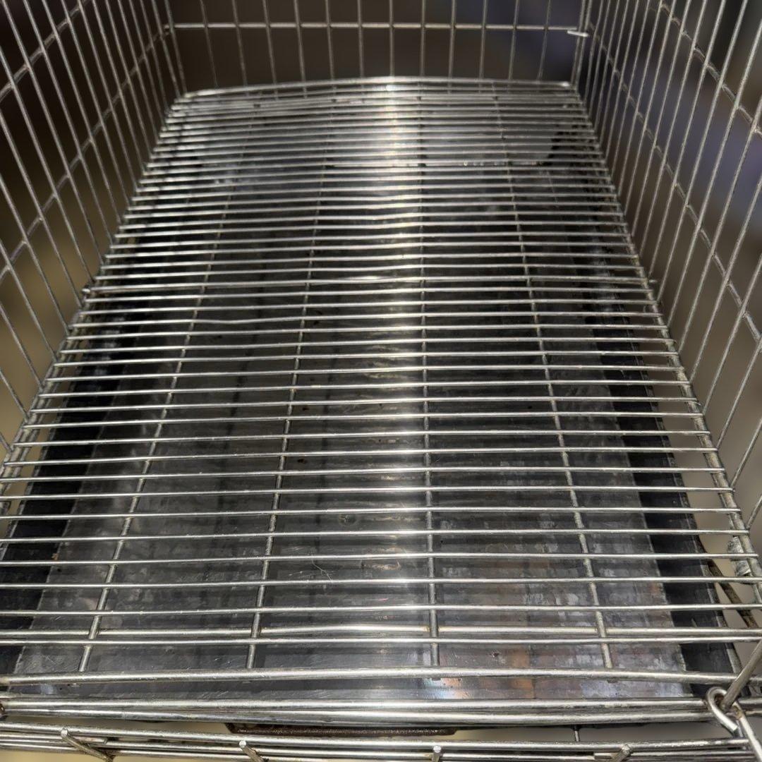 犬具の老舗東京ペットケイジ製犬用ステンレスケージ ステンレススノコ付き中古品美品