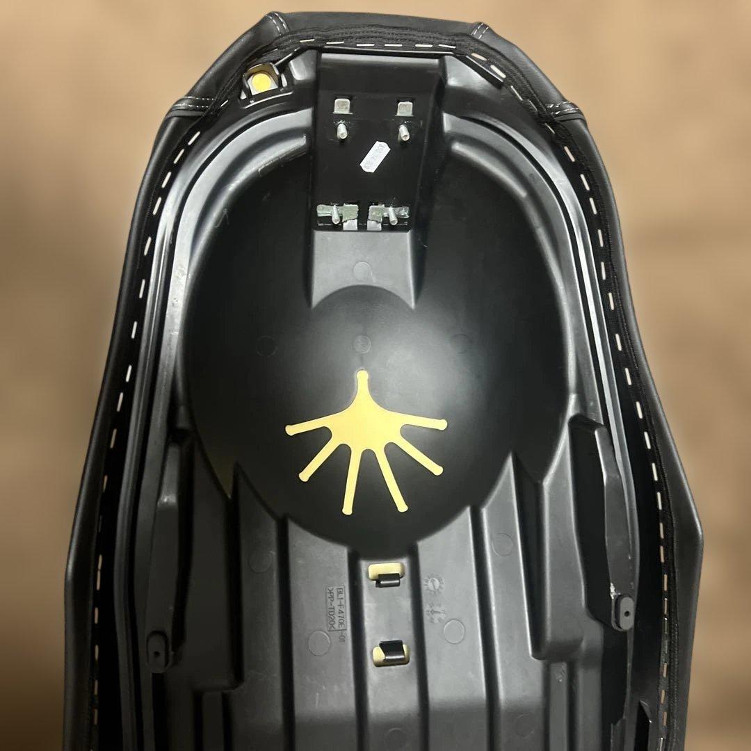 ヤマハ トリシティ300 コンフォートシート