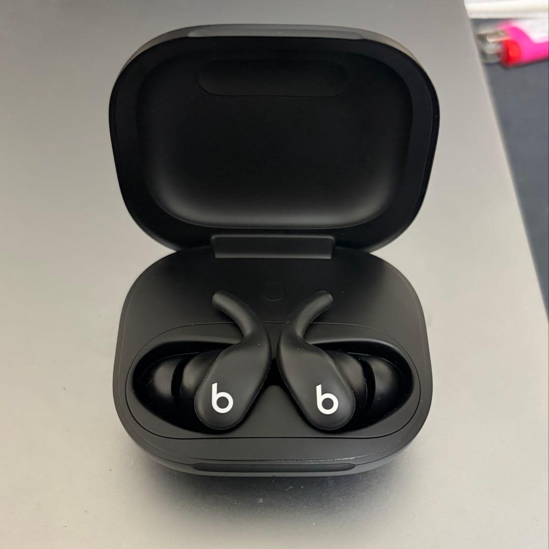 Powerbeats fit 保証付き