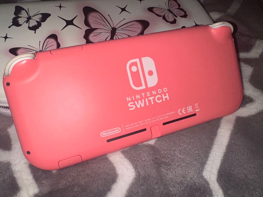 Nintendo Switch Lite 本体 ピンク
