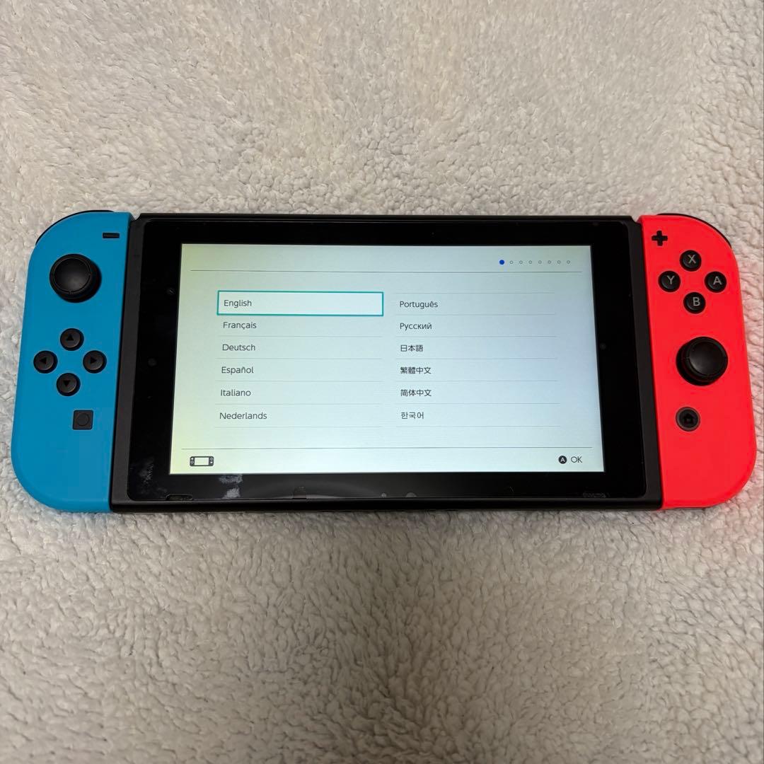 【ケース付き早い者勝ち！】Nintendo Switch