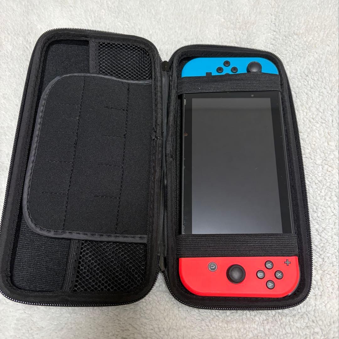 【ケース付き早い者勝ち！】Nintendo Switch