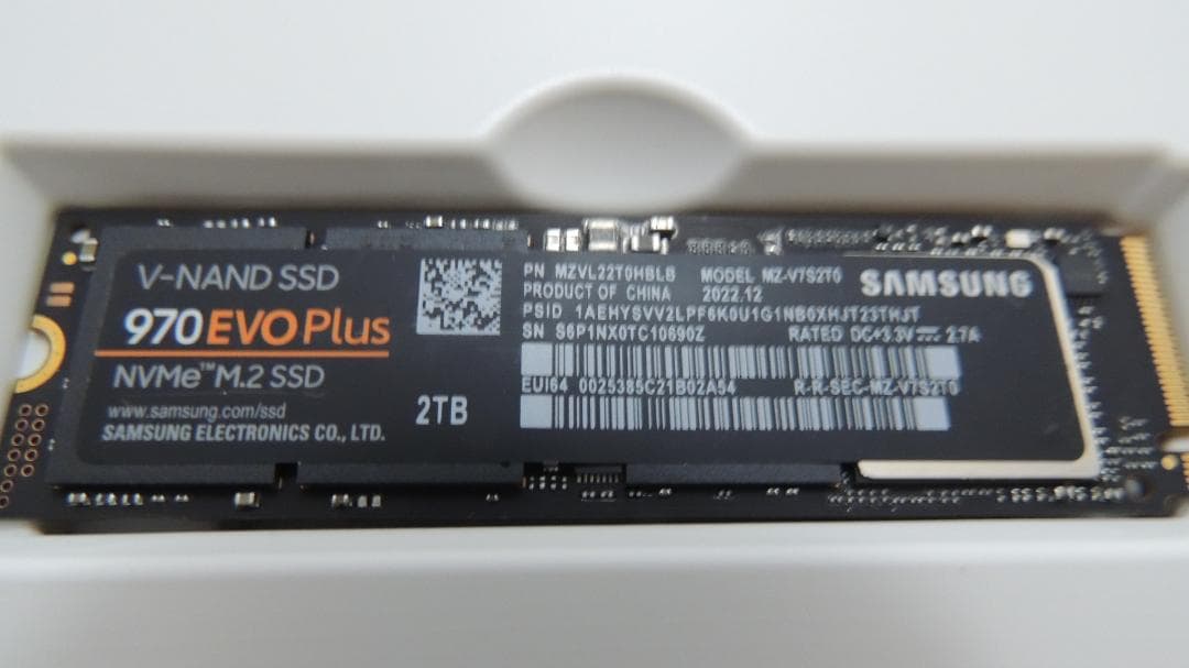 Samsung 970 EVO Plus 2TB × 2　4TB
