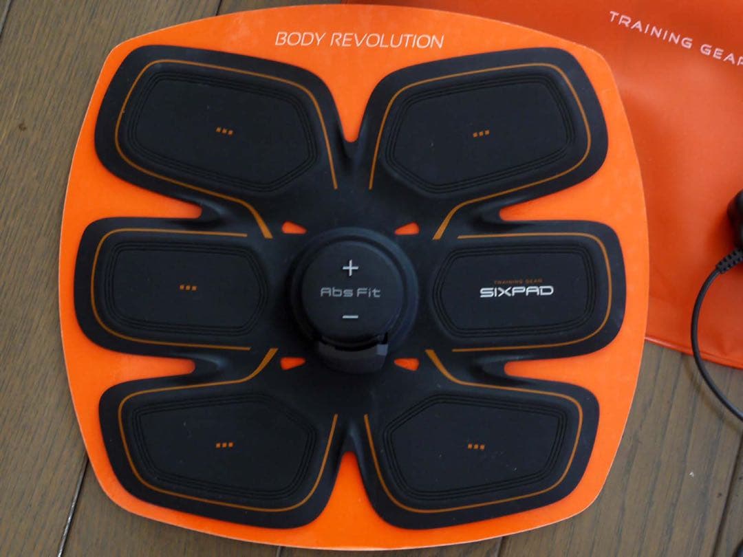 SIXPAD Abs Fit2 （アブスフィット2 ）充電式　EMSトレーニング